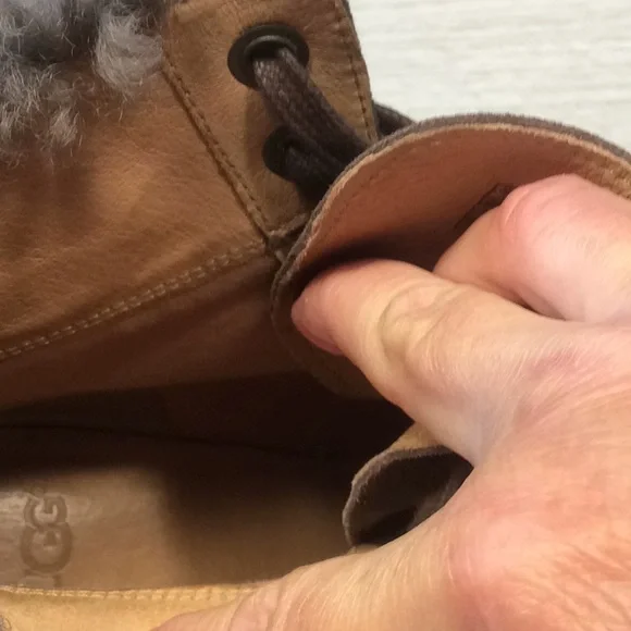 UGG Women Jaxon Brown Cuffed Shearling Bootie- 7.5 - Picture 10 of 16